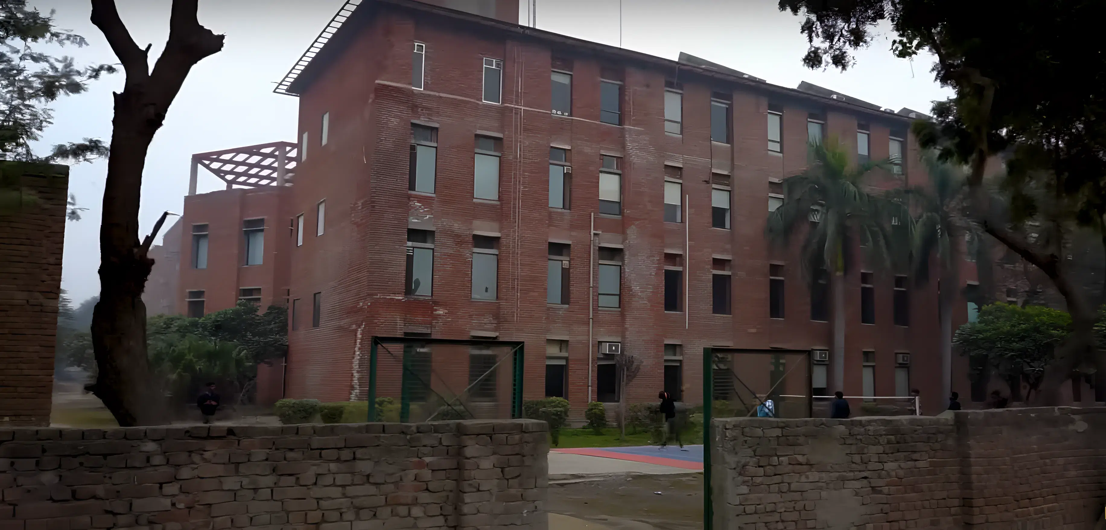 IILM University Greater Noida Campus photo 1